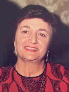 Evanthia Chiaverini (Nèe Tsakiridis)