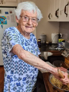 Beryl Irene May Meredith (née Powell)