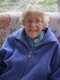 Lorraine Summers