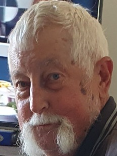 Bruce Glover